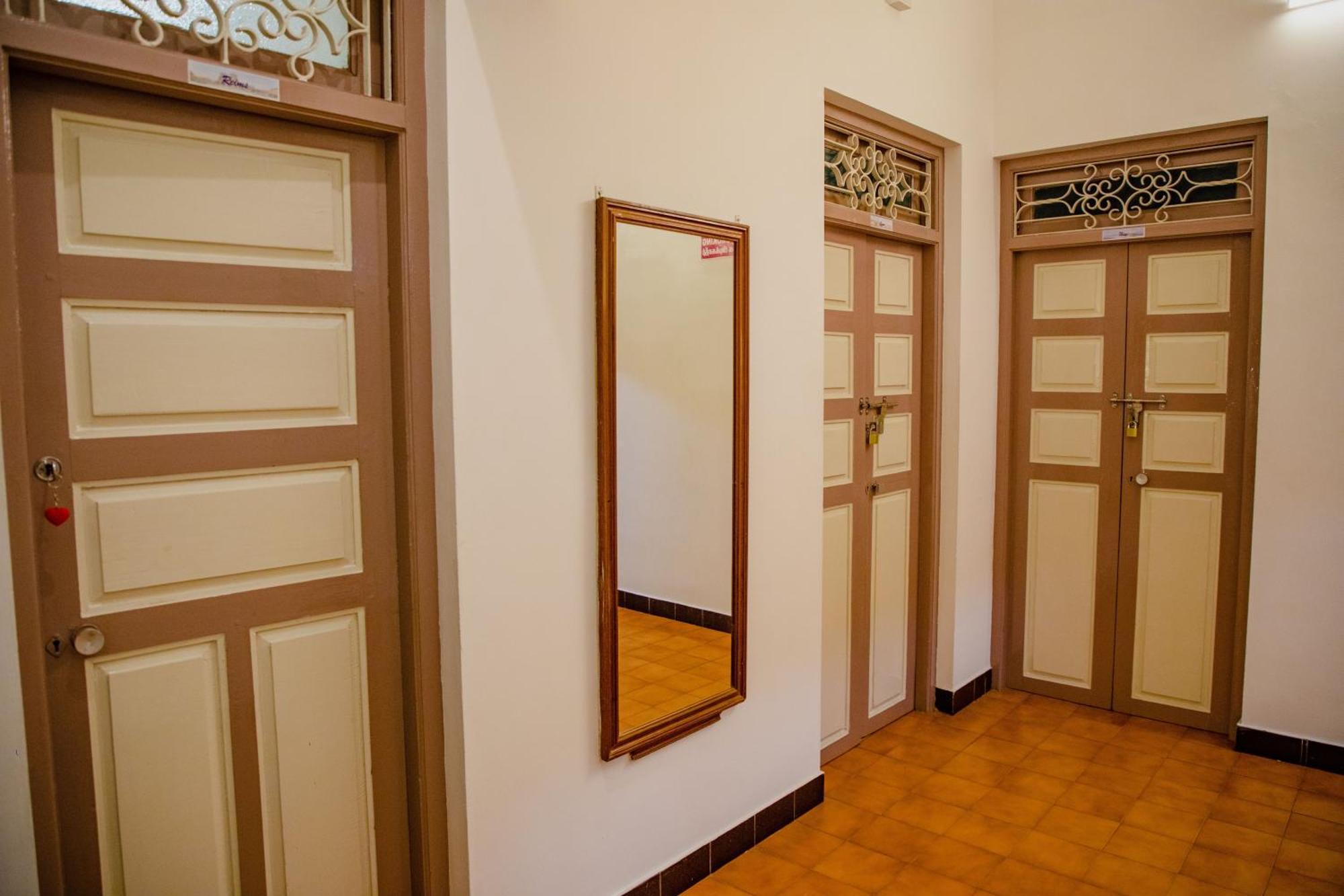 Maison Blanche Near Rock Beach 호텔 퐁디셰리 외부 사진